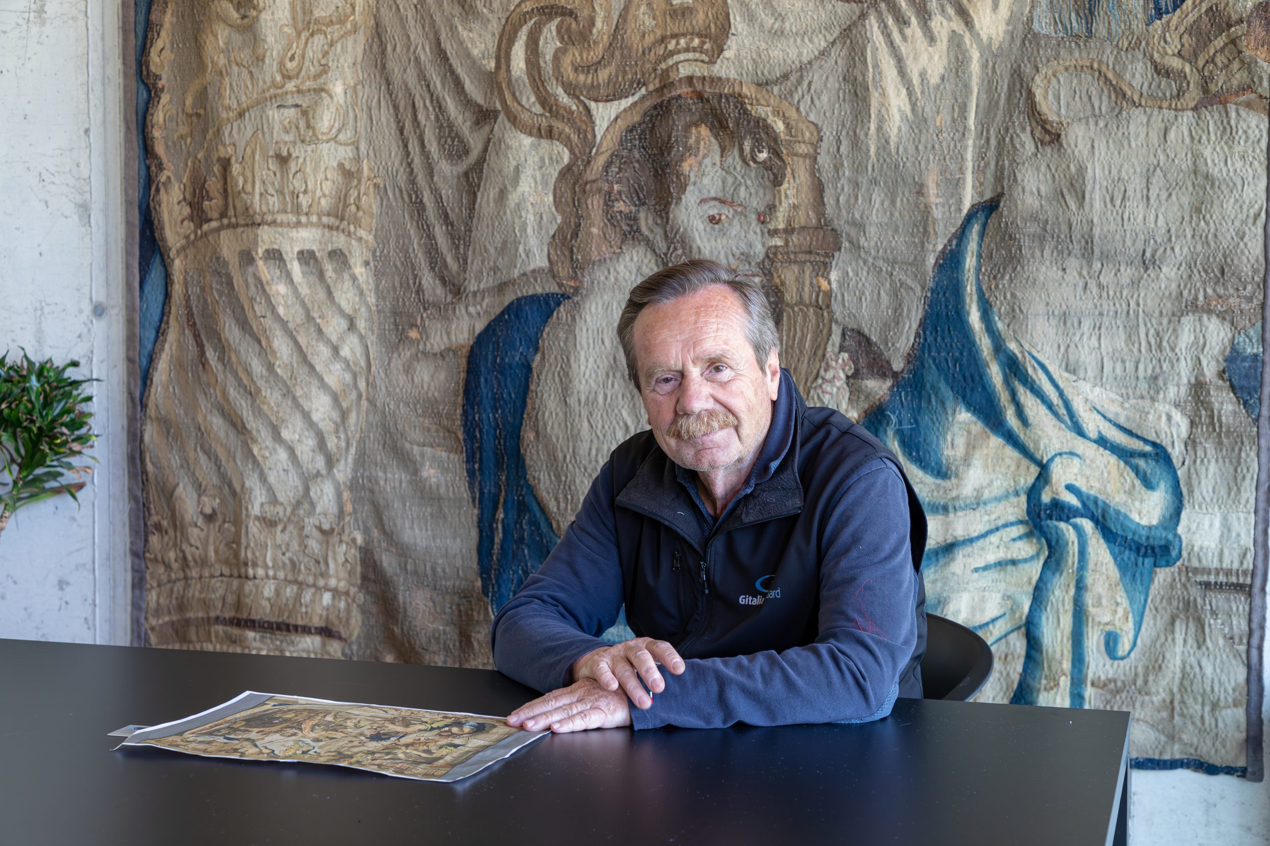 Gianni Ruggeri nella sede di Gitalia Jacquard